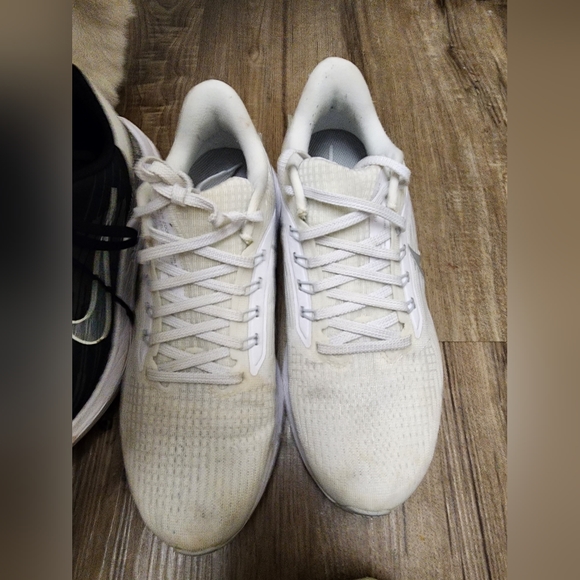 Nike Shoe Bundle - Picture 9 of 10